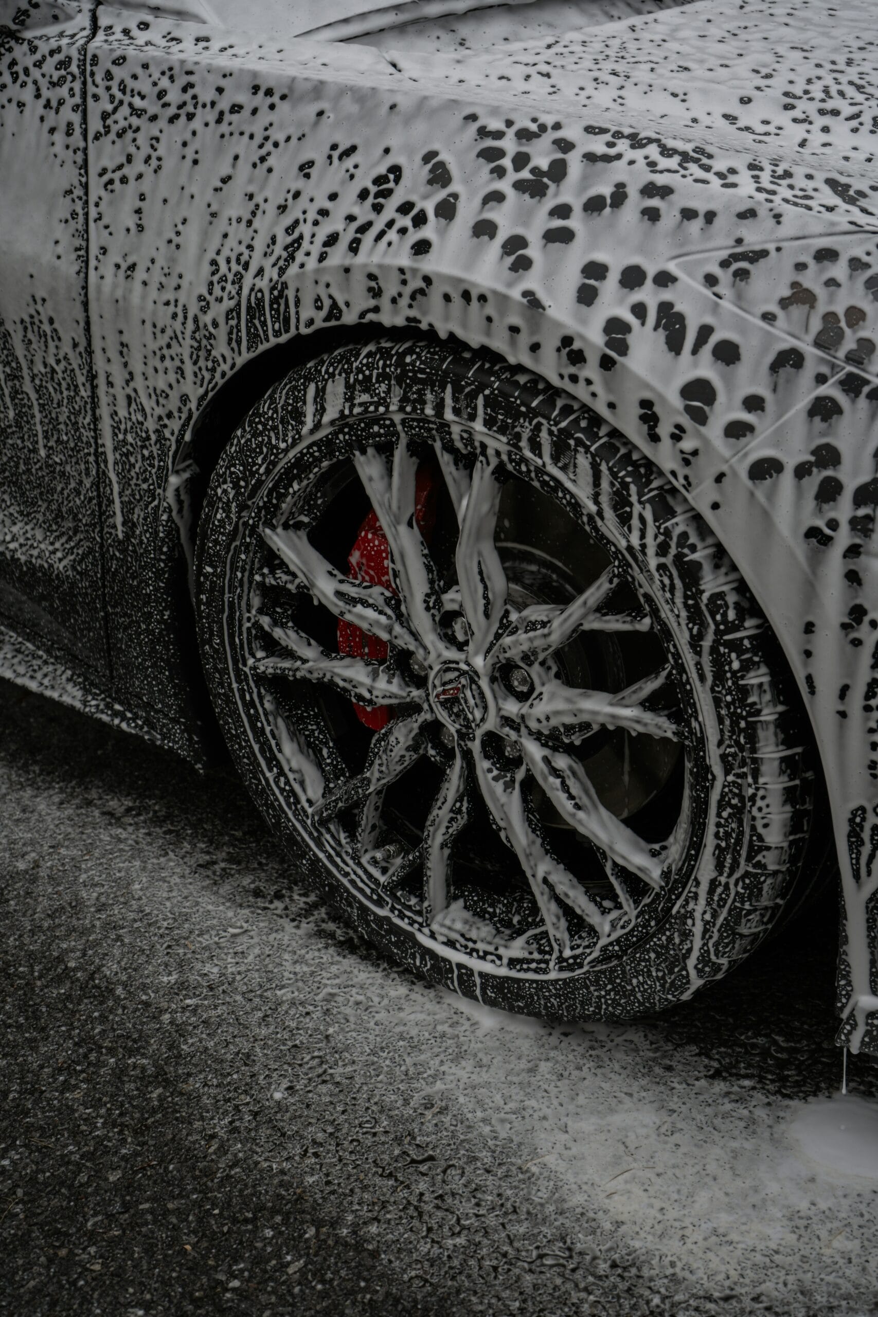 Clean wheels and tire shine after mobile service